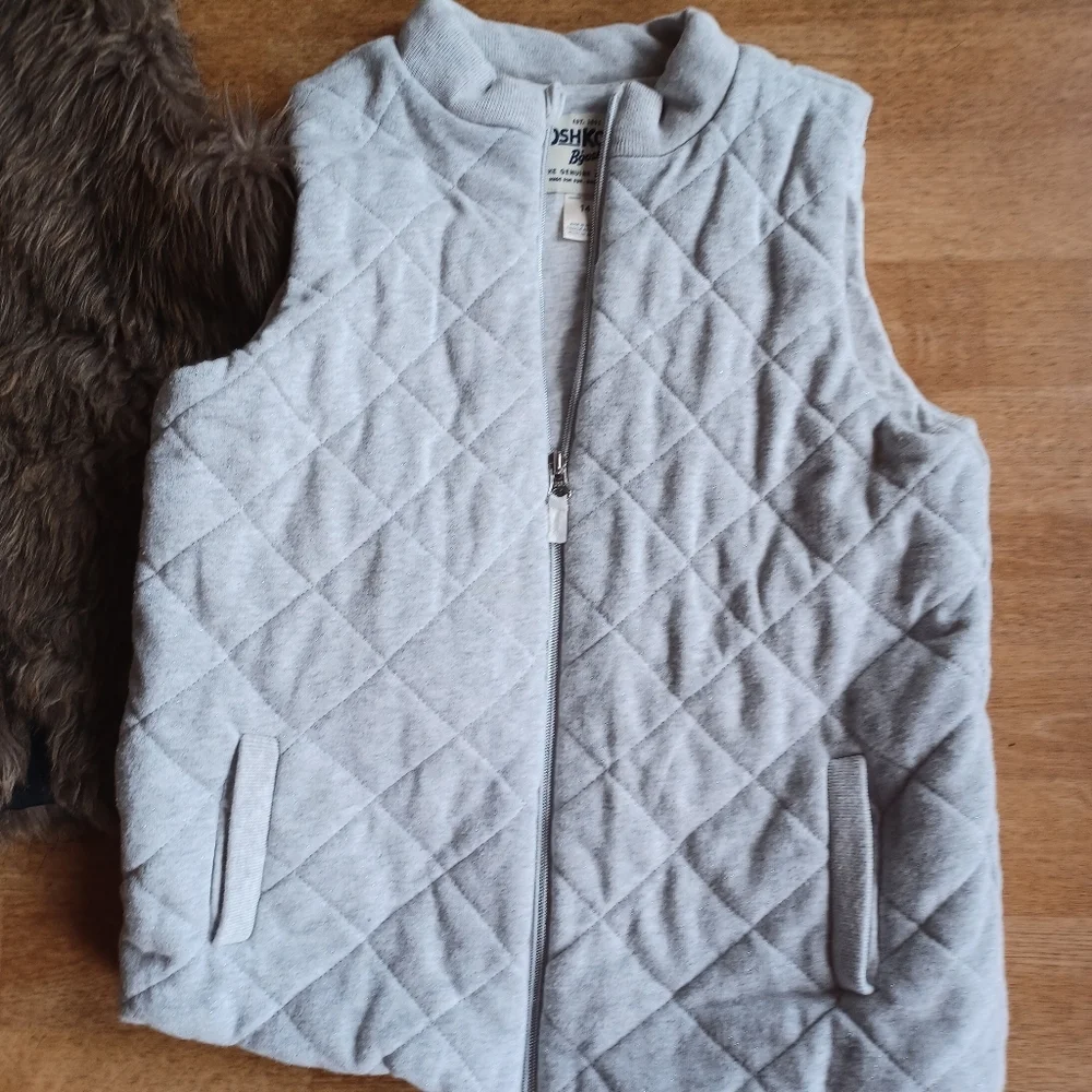 Vest Oshkosh and old Navy girls size 14